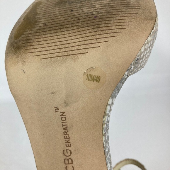 BCBG Sandals Womens Sz 10 Silver Gray Snake Print Stiletto Buckles Ankle Straps - Picture 7 of 9